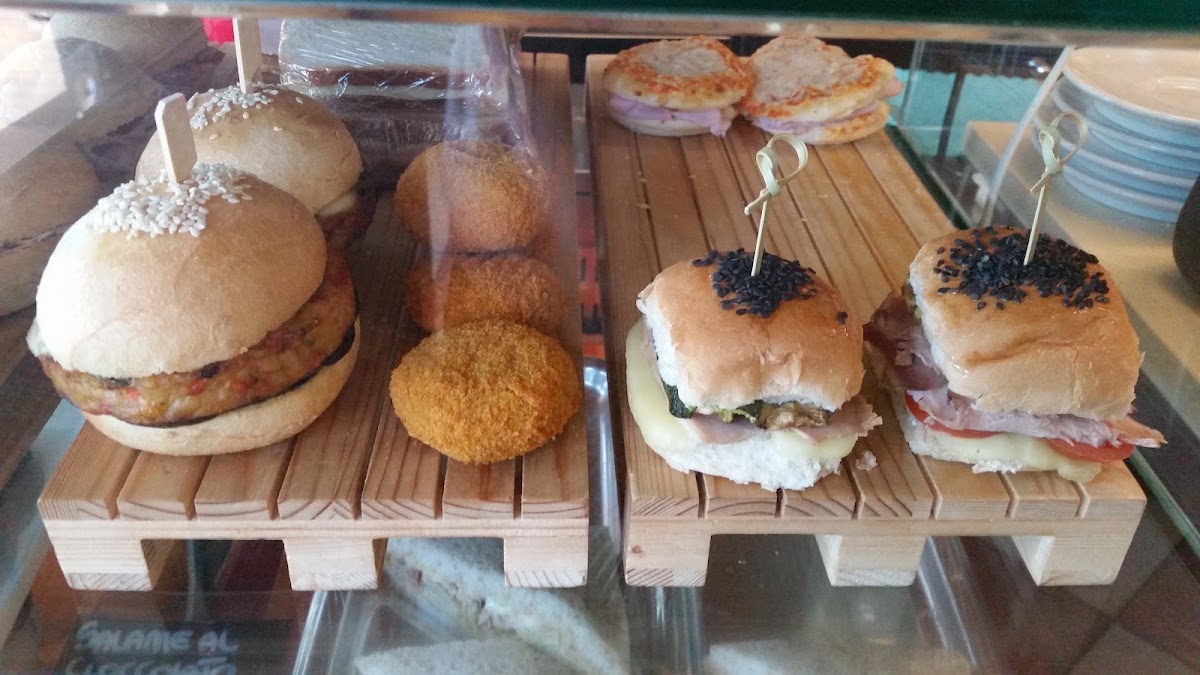 Via Roma Cafe' Photo 3