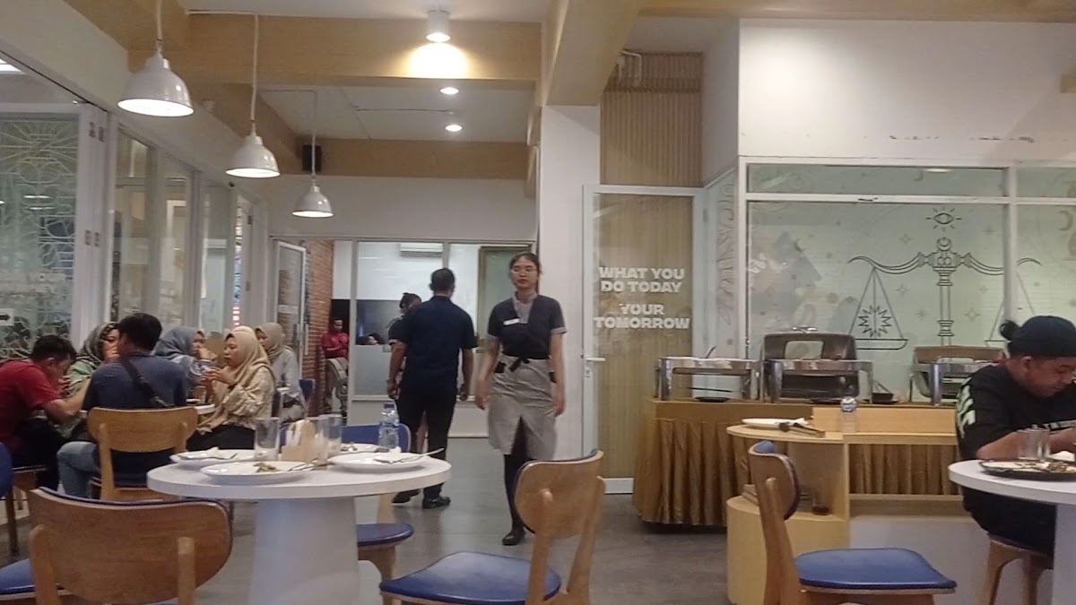 ZodiacXII Coffee & Eatery Photo 2