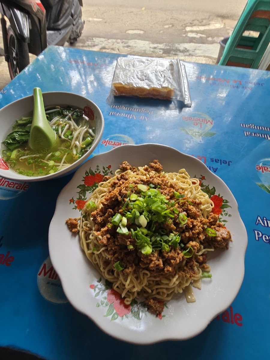 Bakmi Bangka Aloy Sunter Photo 3