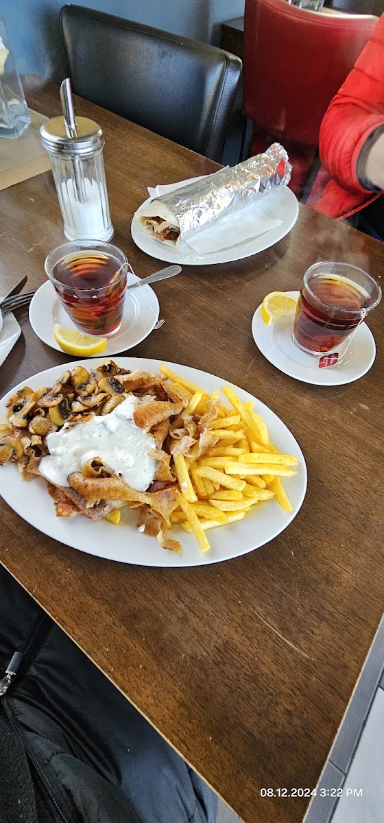 Höhner Kebap & Pizza Haus Photo 6