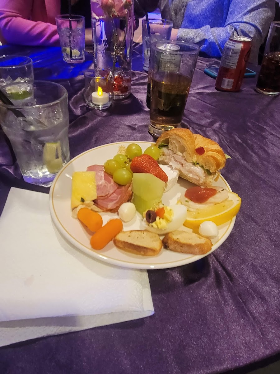 chief petty officers mess Photo 10