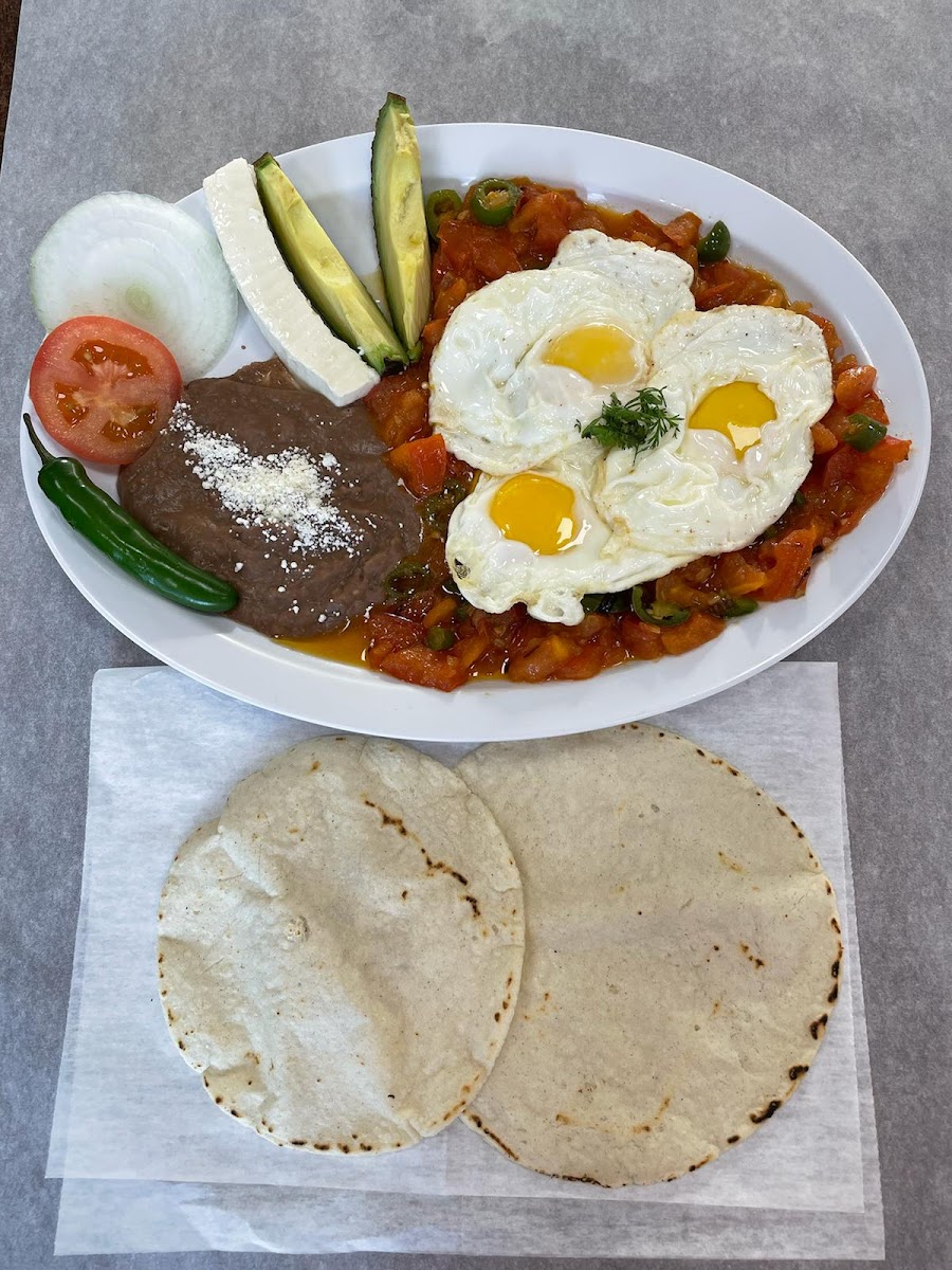Atlixco Hamptons Deli Photo 5