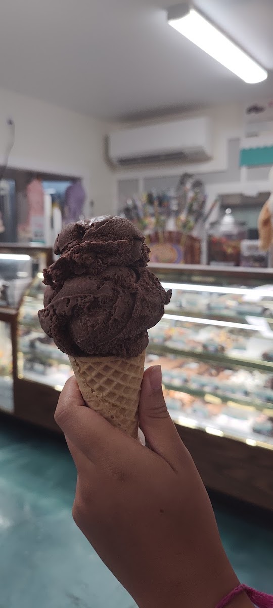 Big Buck's Homemade Ice Cream Photo 7