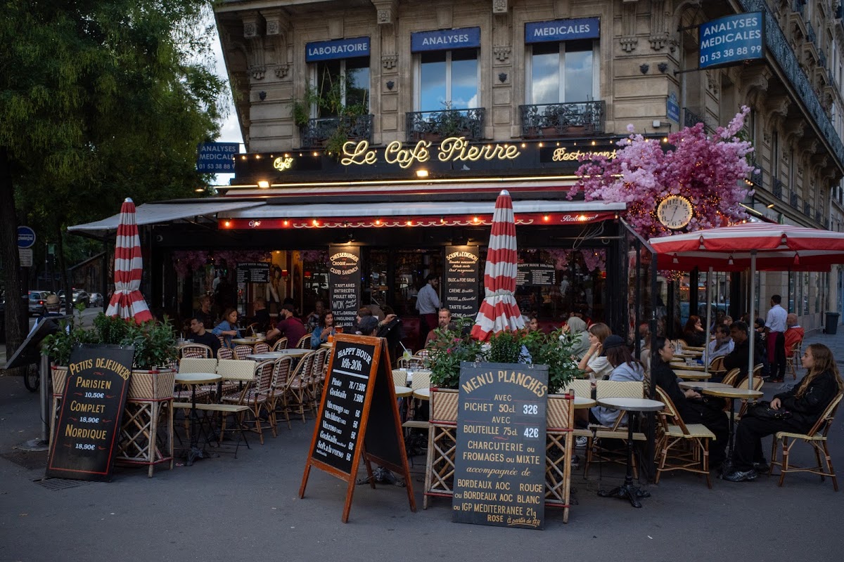 Le Café Pierre