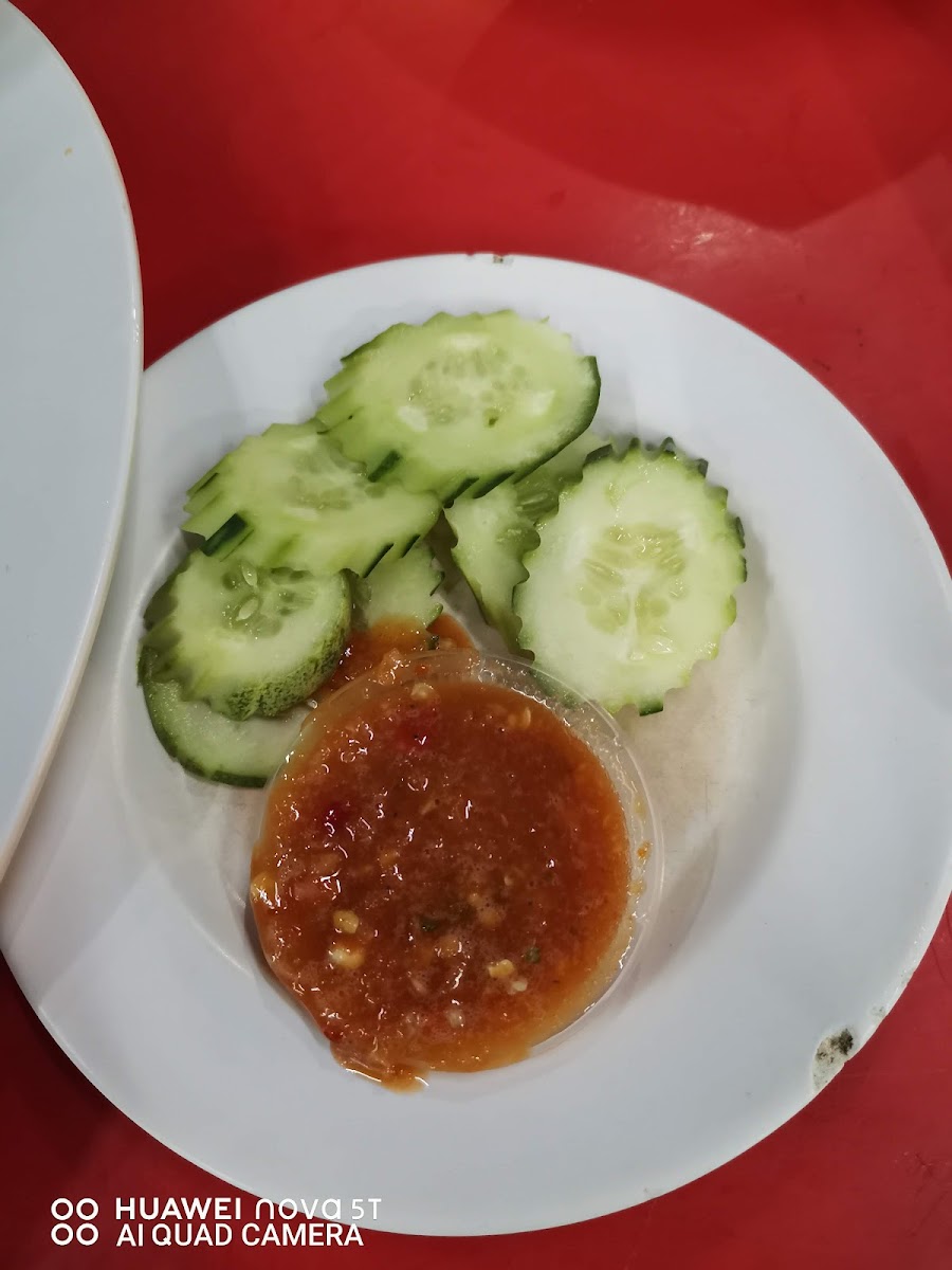 Esah Tomyam Seafood Photo 7