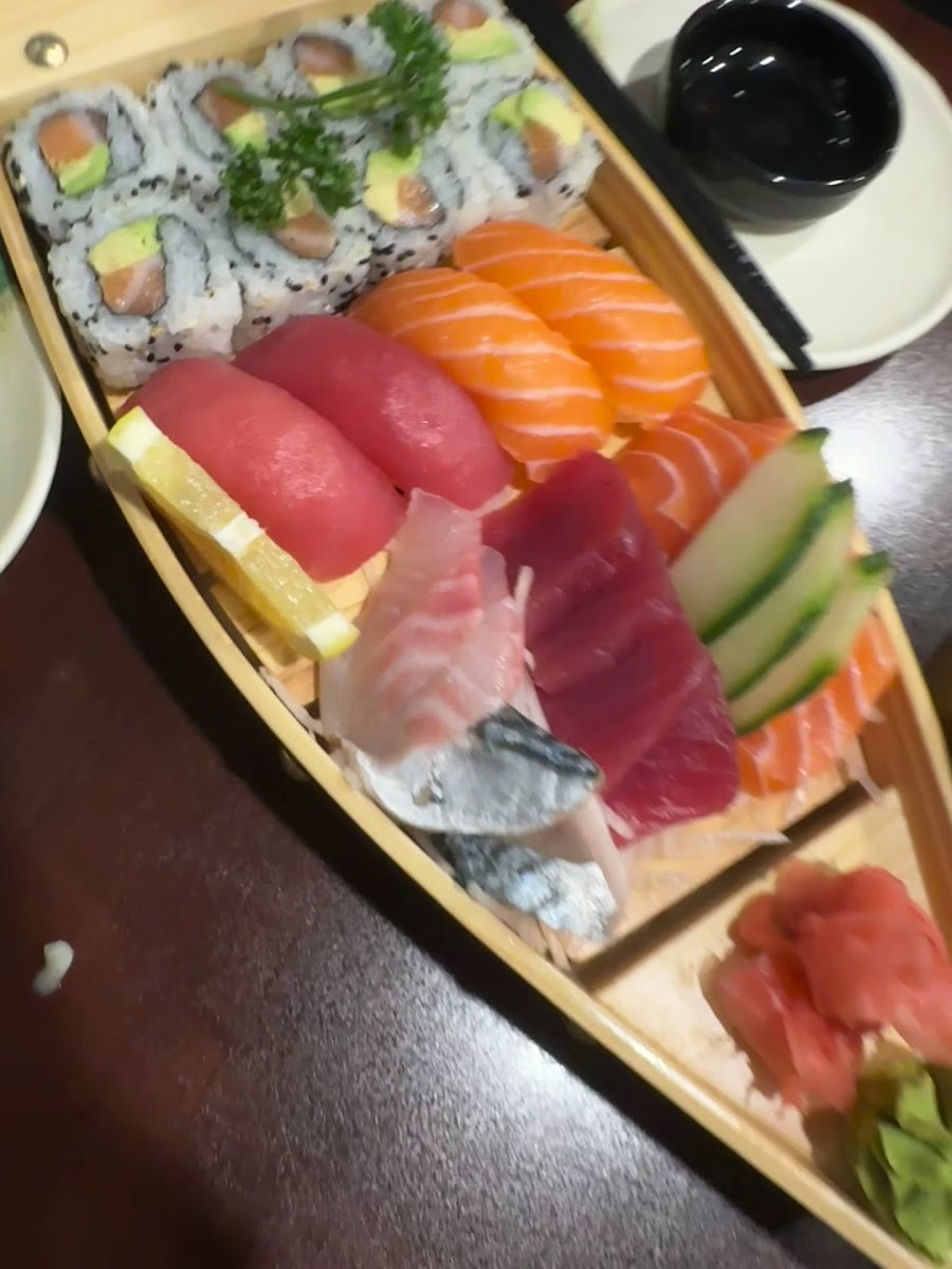 Sushi Sashi ( Okasushi ) Photo 2