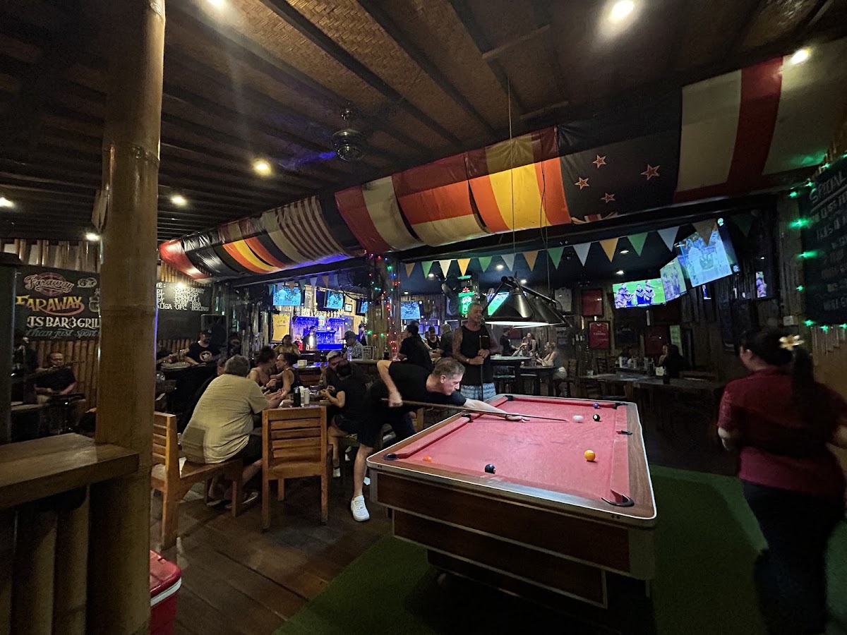 Faraway Sports Bar & Grill Photo 4