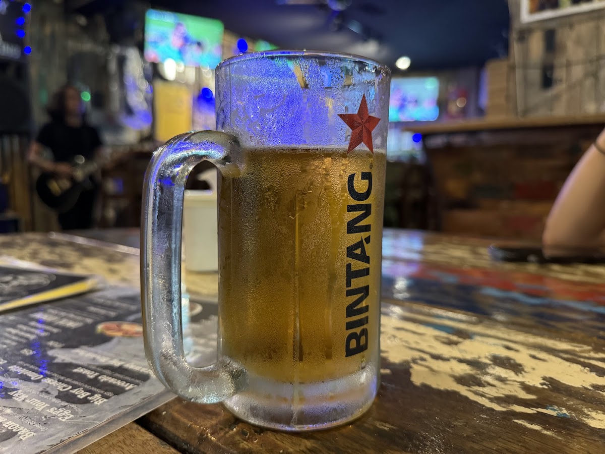 Faraway Sports Bar & Grill Photo 9