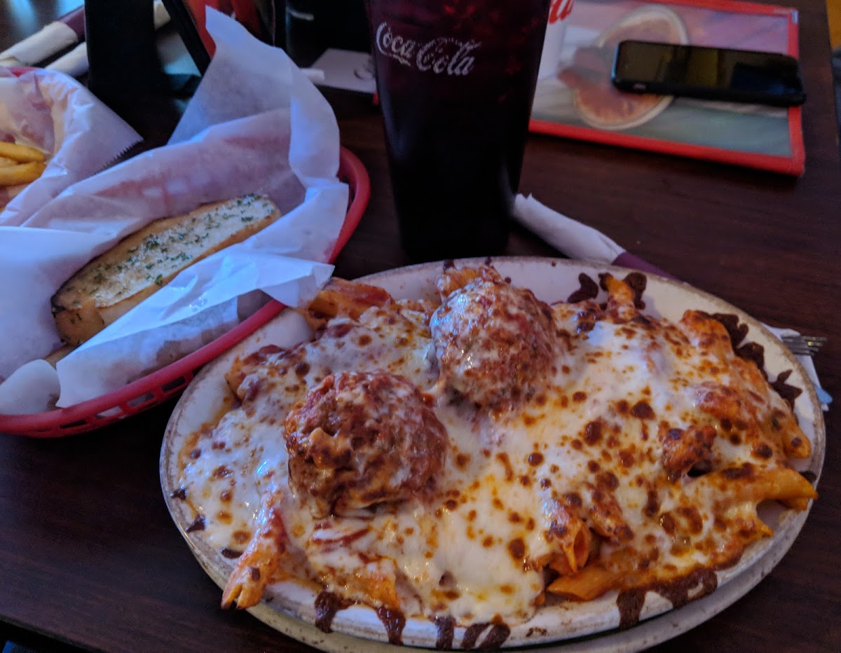 Gina's Italian Kitchen & Tavern Photo 6