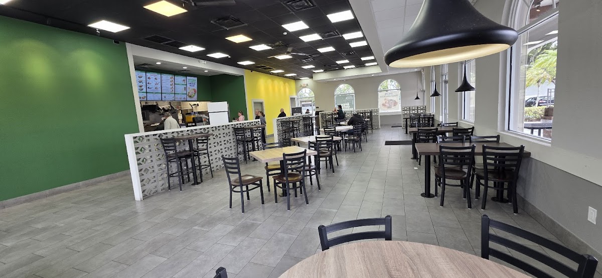 Pollo Tropical