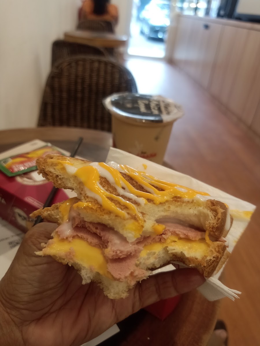 Kopi Kenangan - Ruko Kalisari Photo 10
