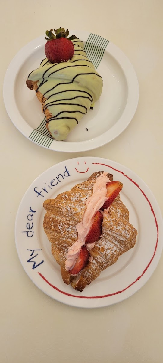 MERCI Bakery & Brunch Photo 10