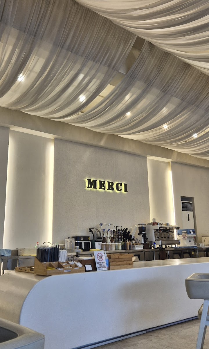 MERCI Bakery & Brunch Photo 3