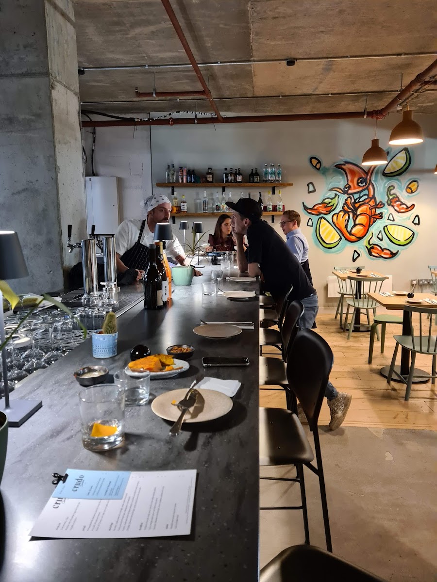 Crudo Hackney