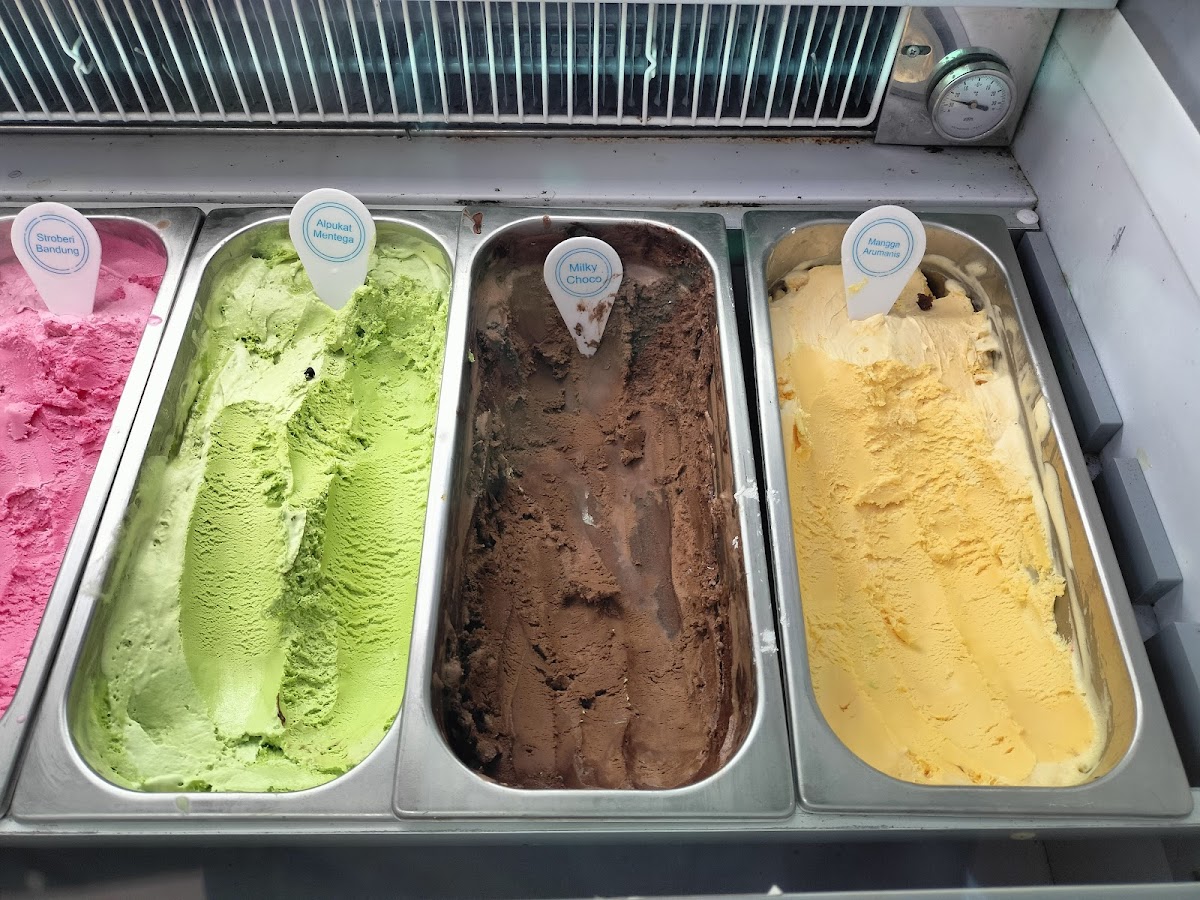 Toko Es Krim Photo 4