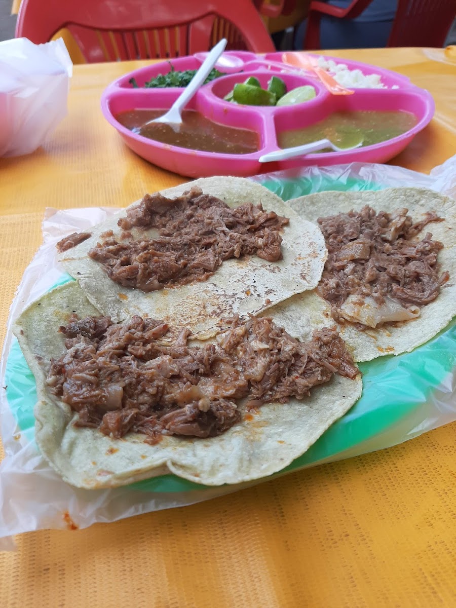 Birrieria Yola