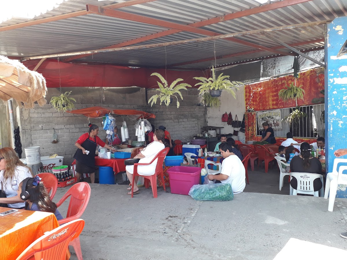 Birrieria Yola Photo 3