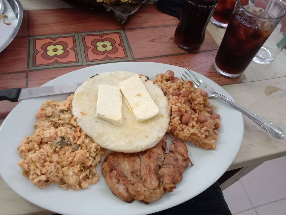 Delicias del Tolima Photo 7