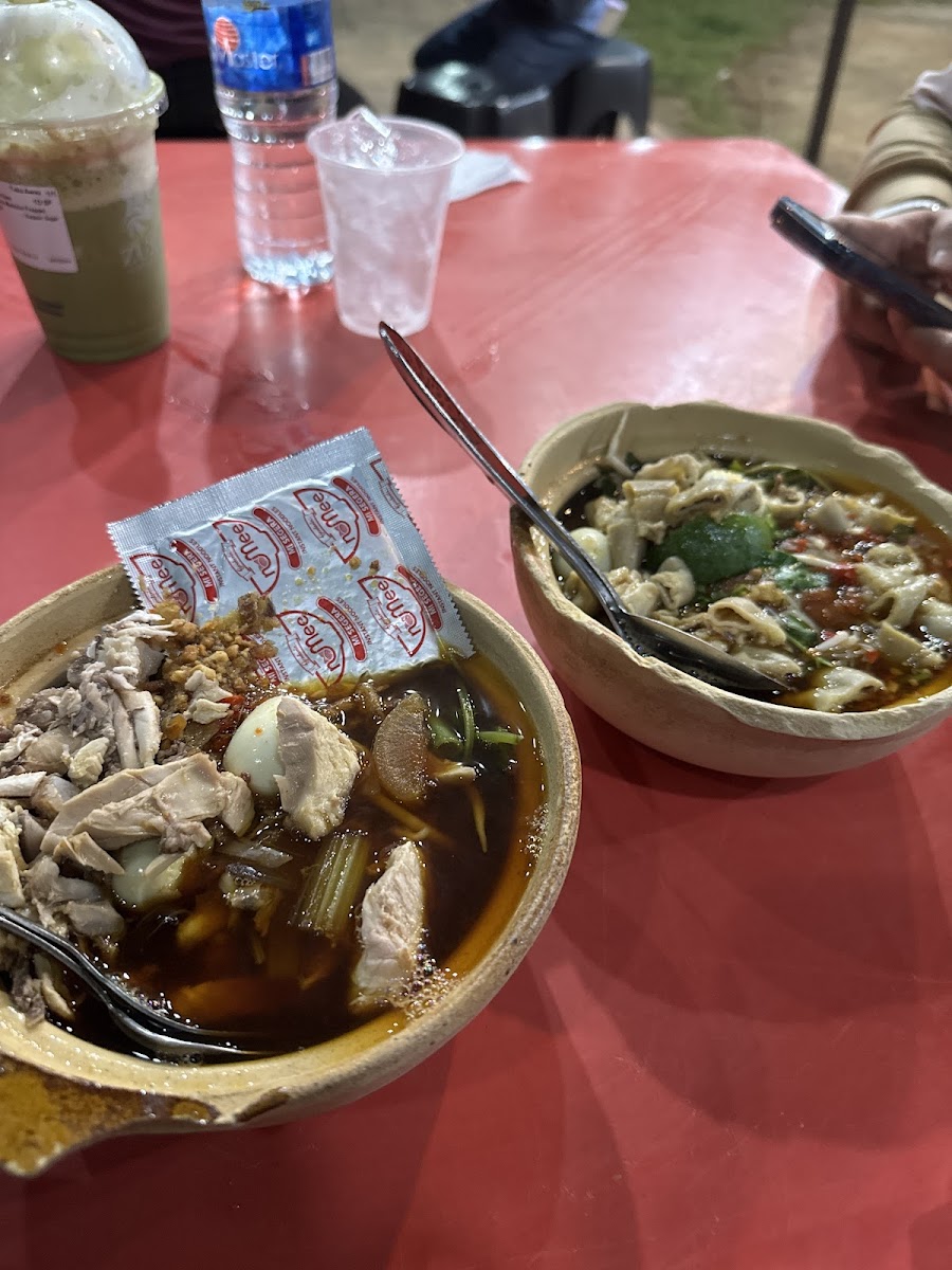 Claypot Cafe Photo 3