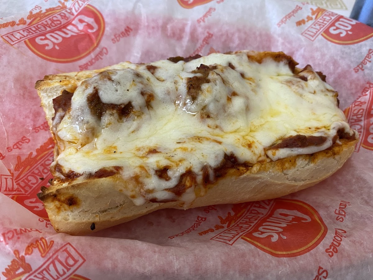 Gino's Pizza & Spaghetti House Photo 5