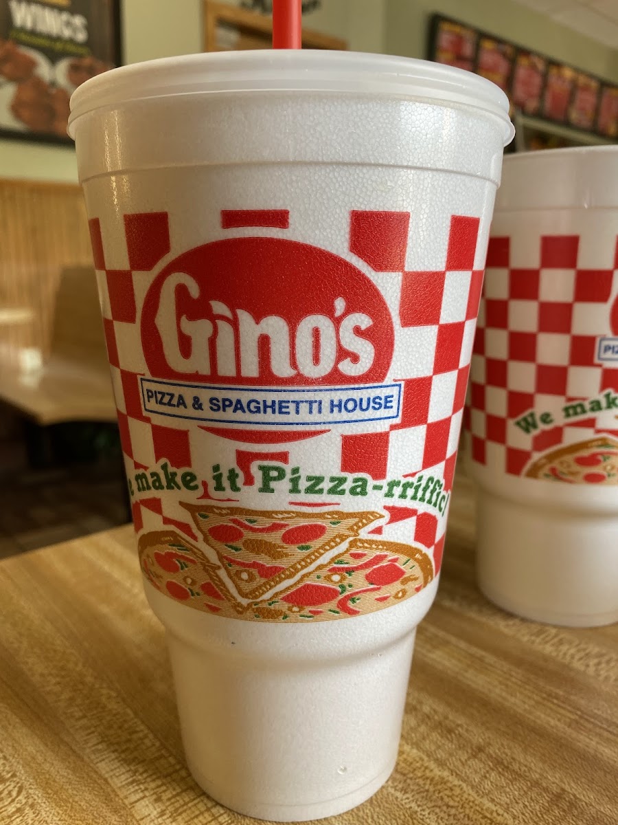 Gino's Pizza & Spaghetti House Photo 9