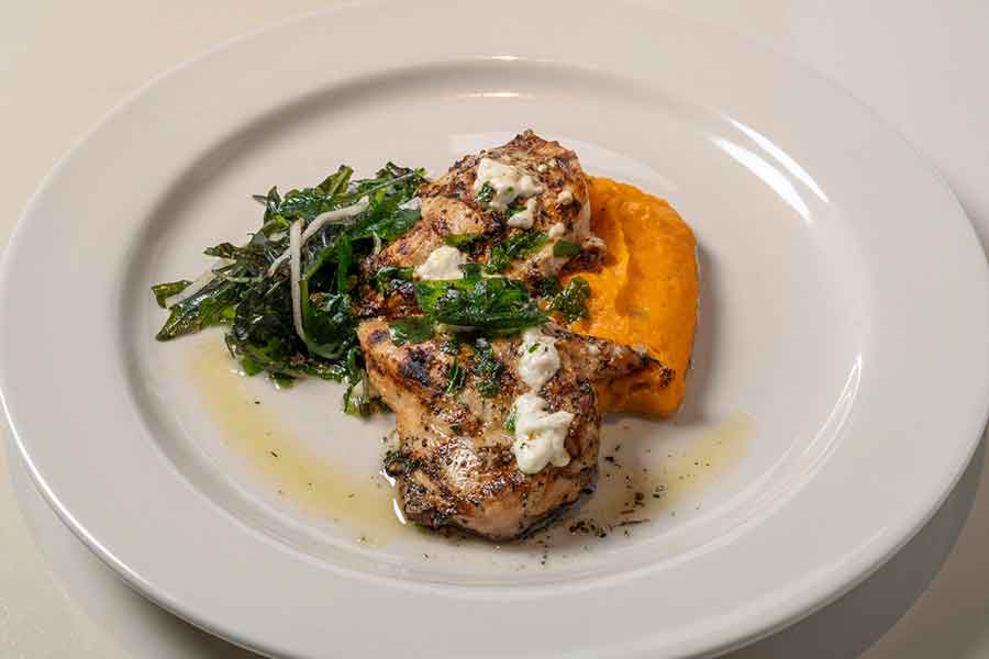 Lucky 32 Southern Kitchen Photo 4