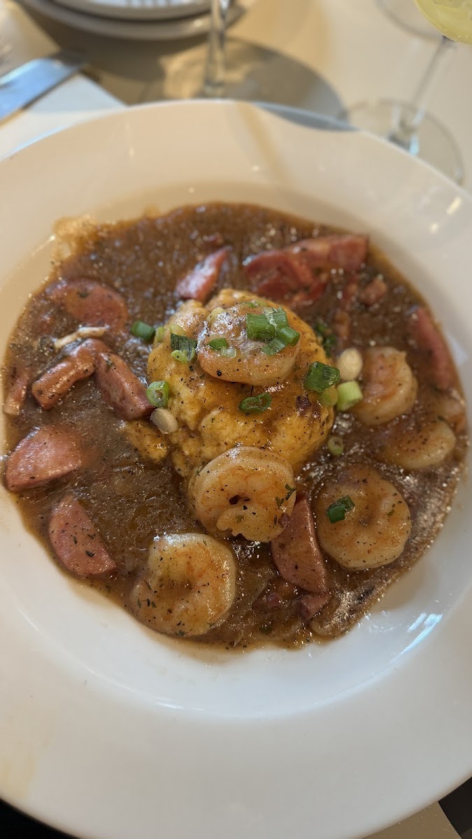 Lucky 32 Southern Kitchen Photo 5