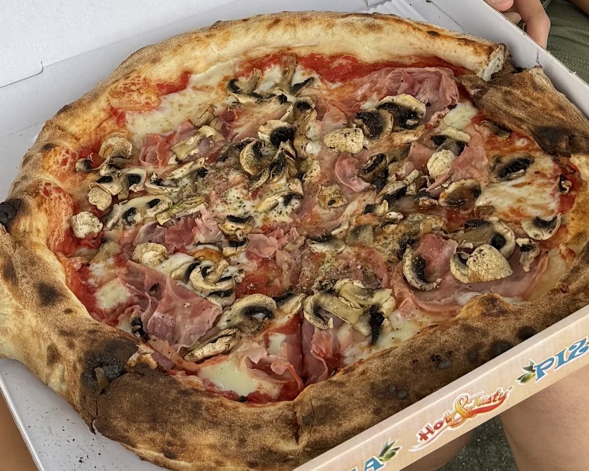 Va Bene Pizza Morges Photo 4