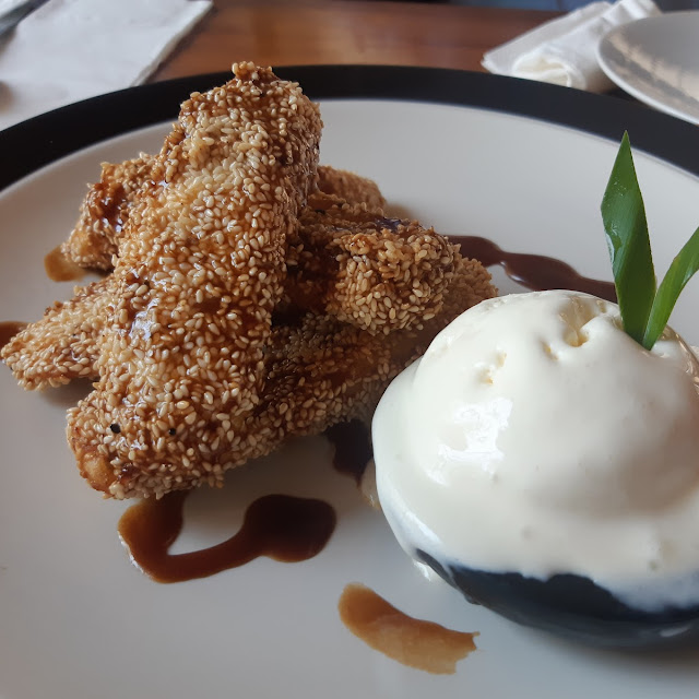 Pisang Goreng Wijen