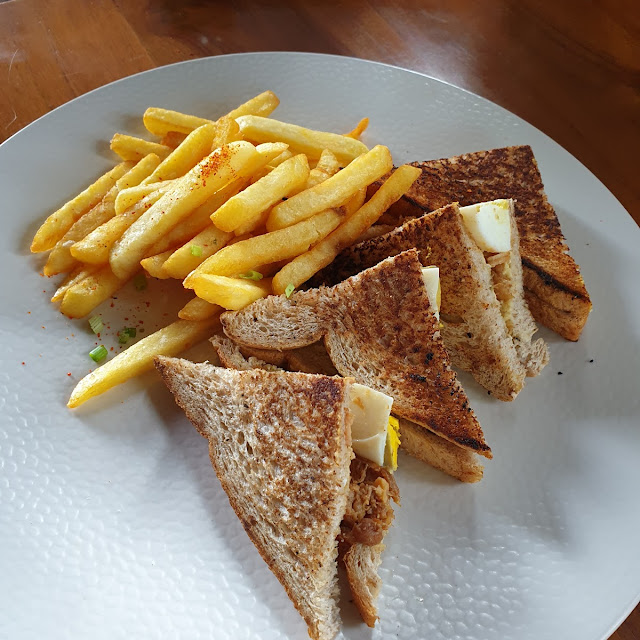 Beef Bifuteki Sandwich