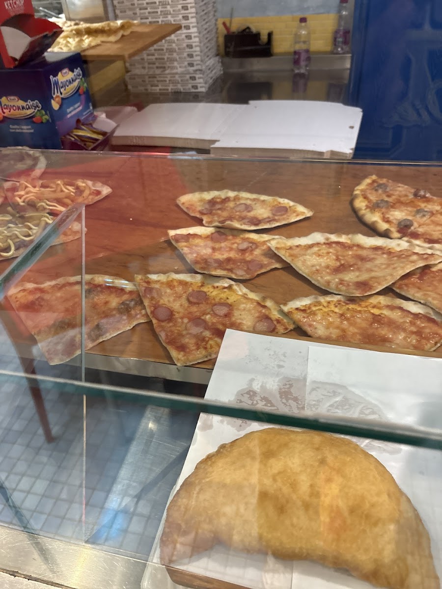 Pizzeria Gnam Photo 2