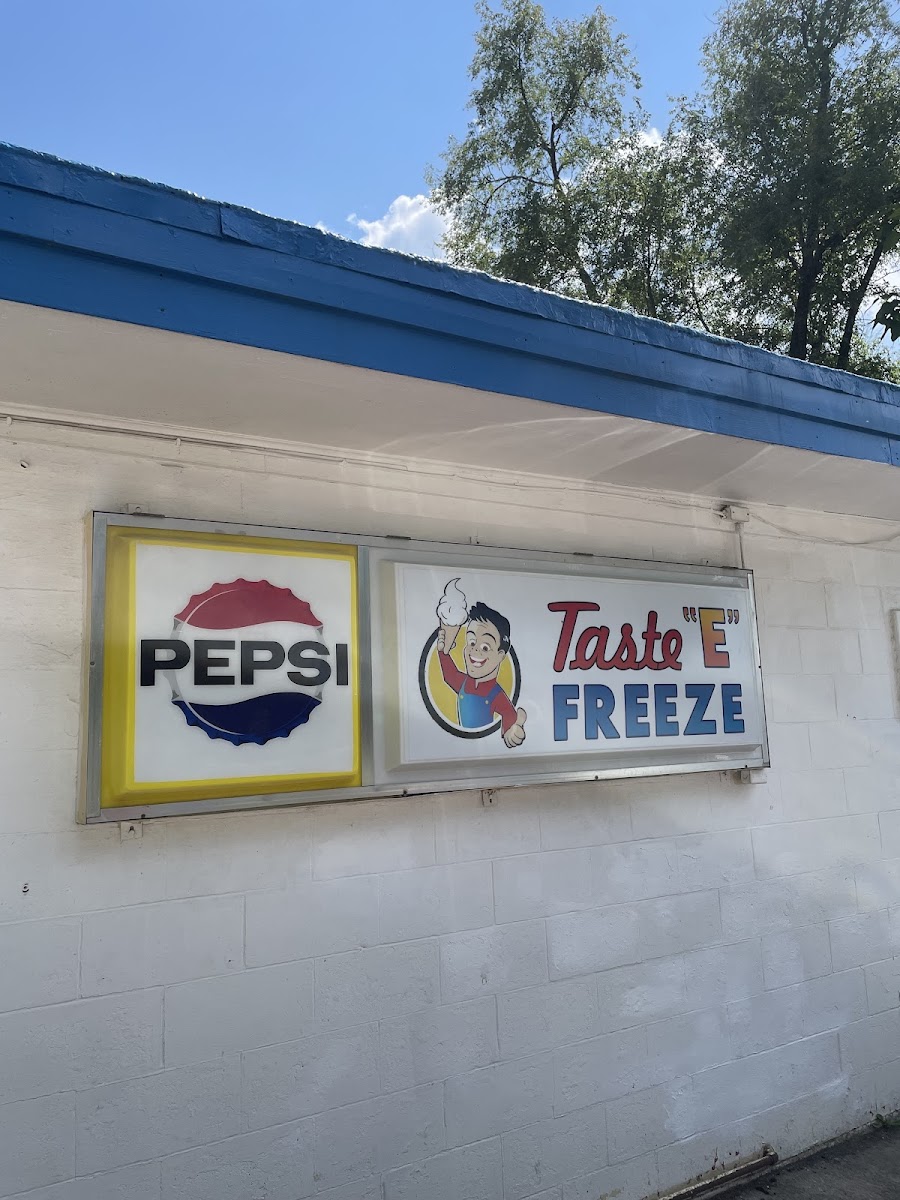 Taste 'E' Freeze Photo 3