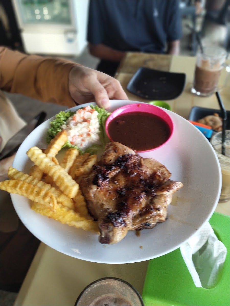Local Cafe Photo 5