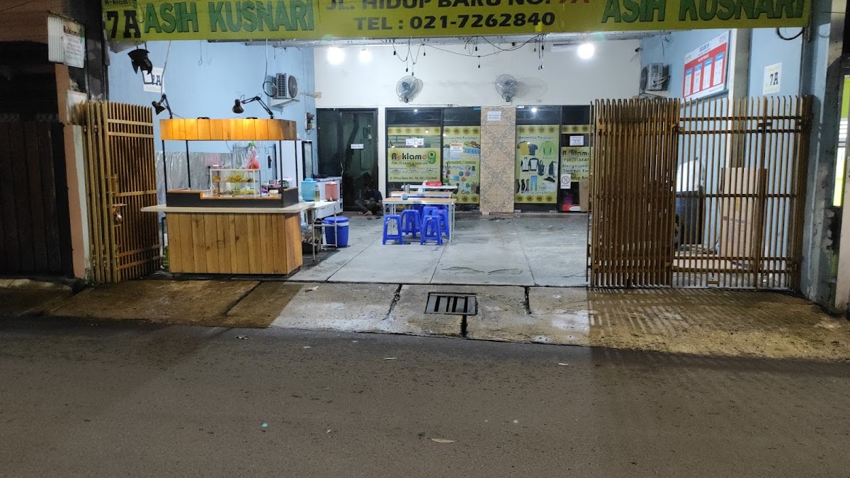 Kedai MR