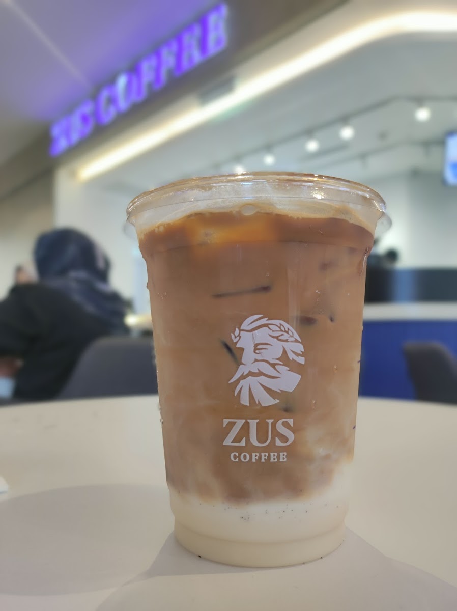 ZUS Coffee - Alamanda Shopping Centre Photo 5
