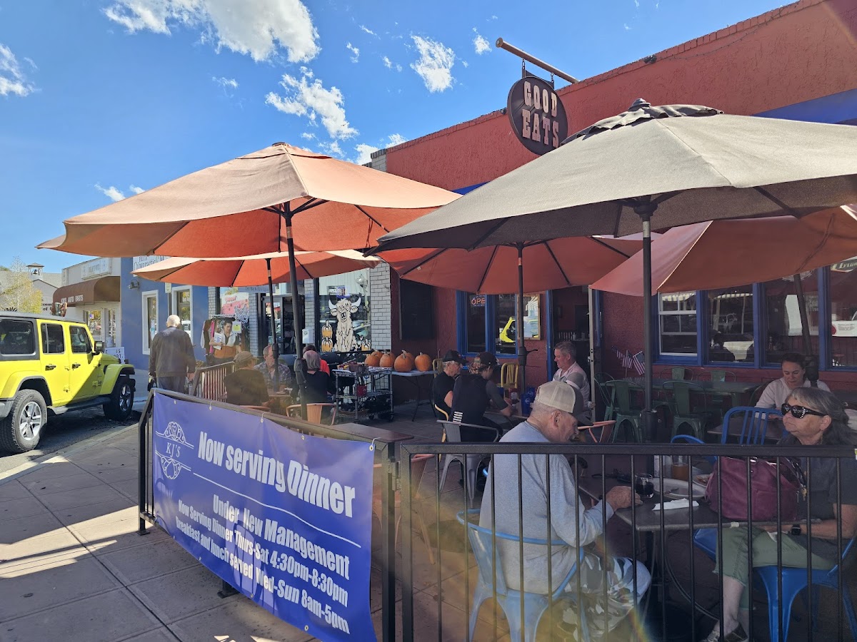KJ's Good Eats Photo 4