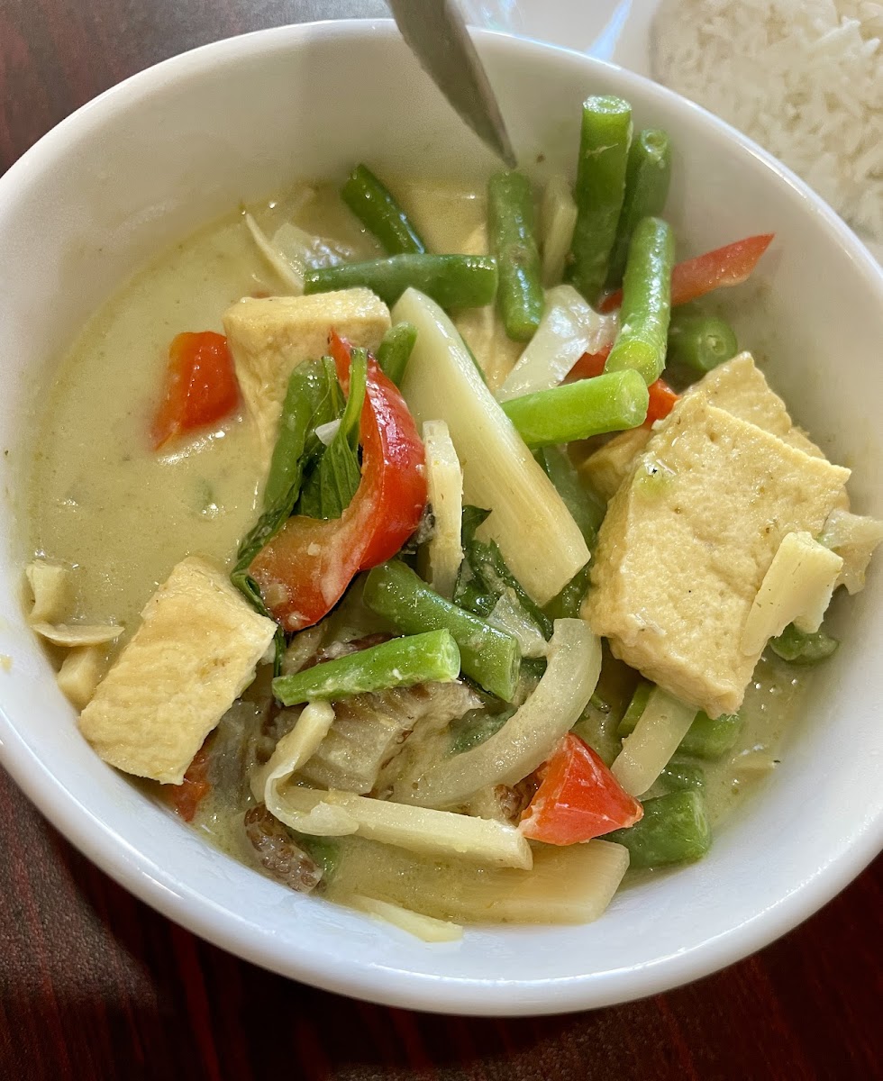 Tin's House, Thai Cuisine Photo 8
