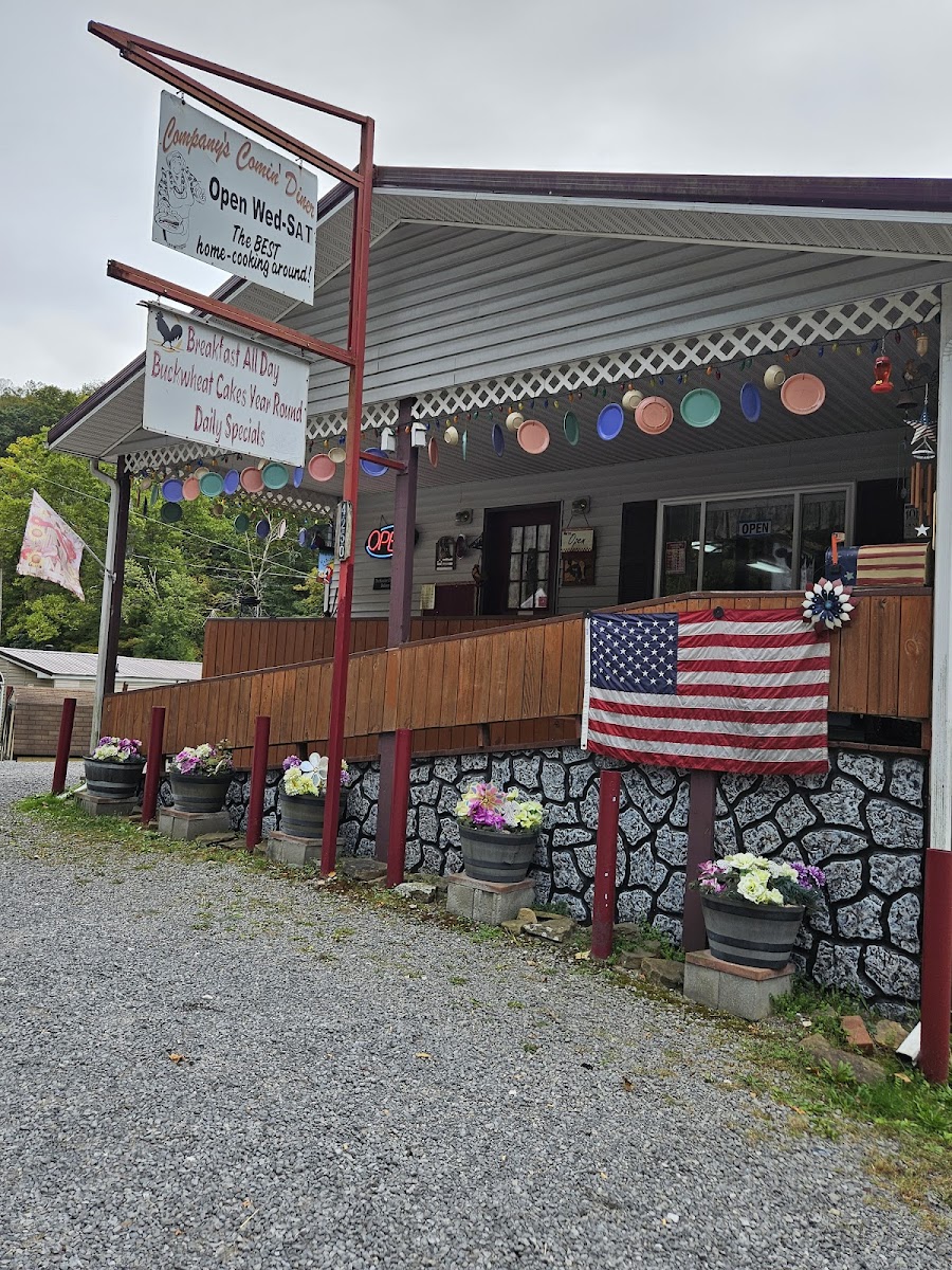 Company’s Comin’ Murray’s Downhome Diner