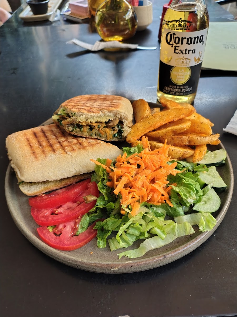 La Tisana Cafe Photo 10