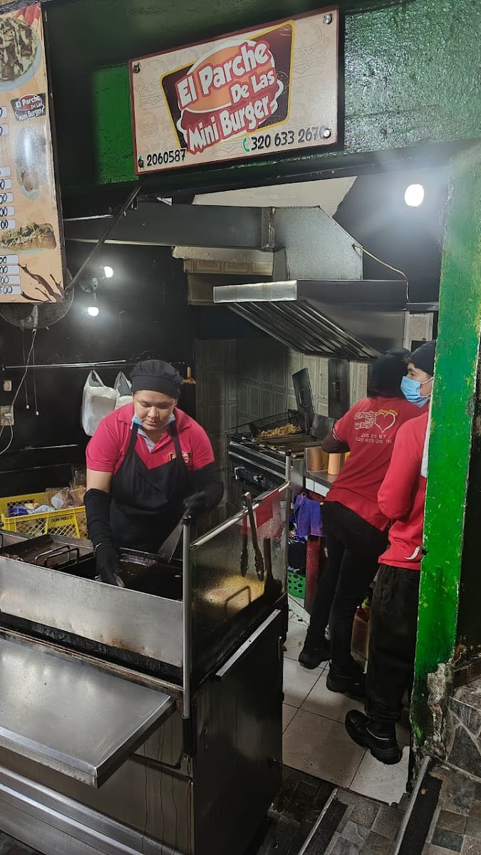 El Parche De Las Mini Burgers Photo 6