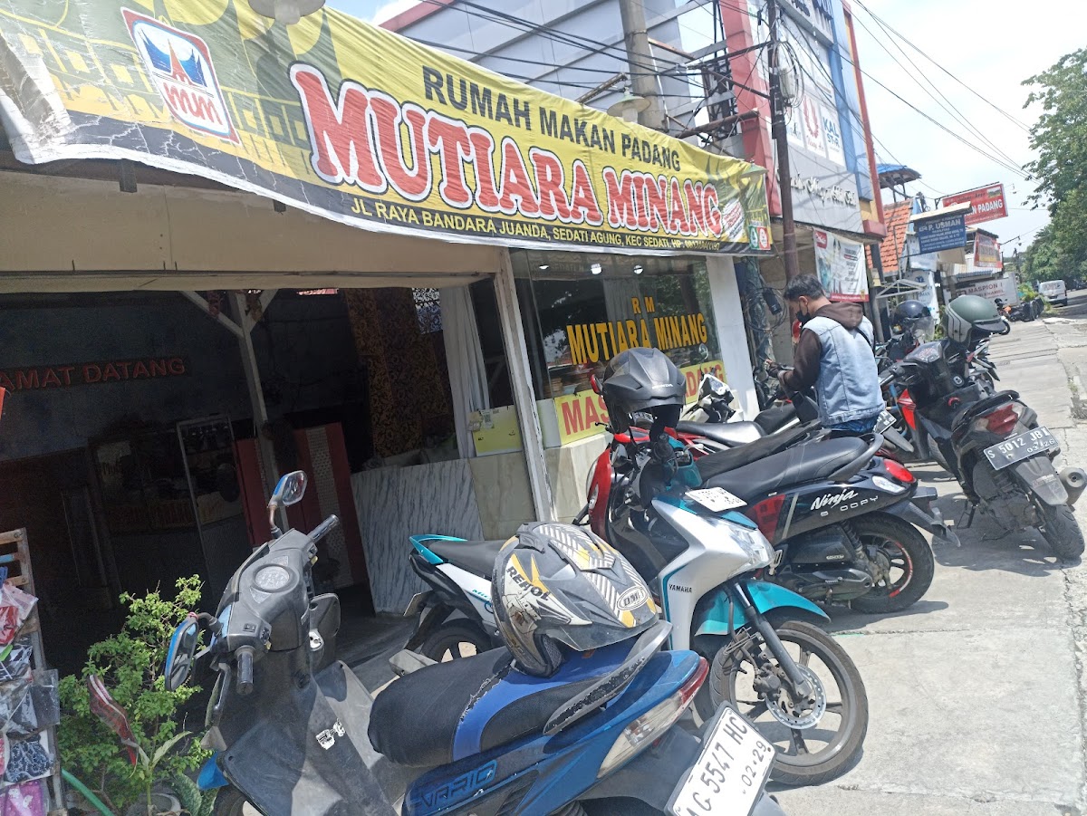 Mutiara Minang Masakan Padang Photo 3