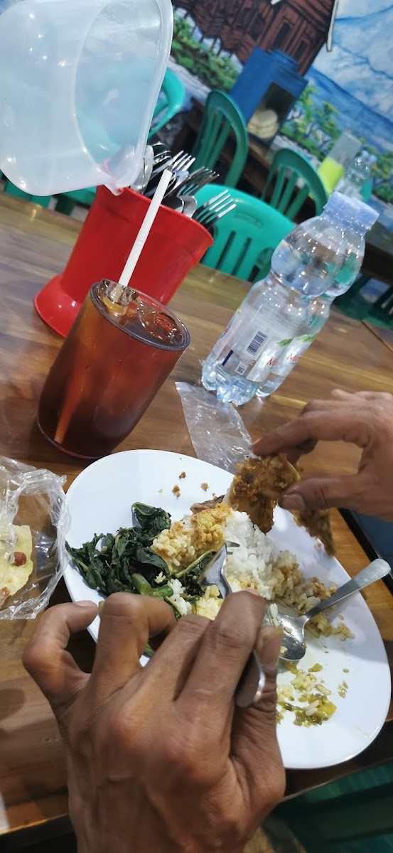 Mutiara Minang Masakan Padang Photo 9