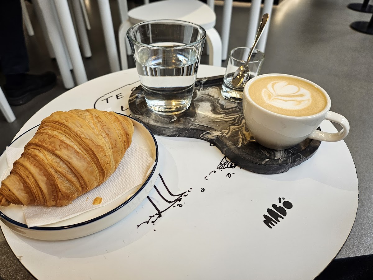 MABO ONE - Specialty Coffee Shop Photo 4