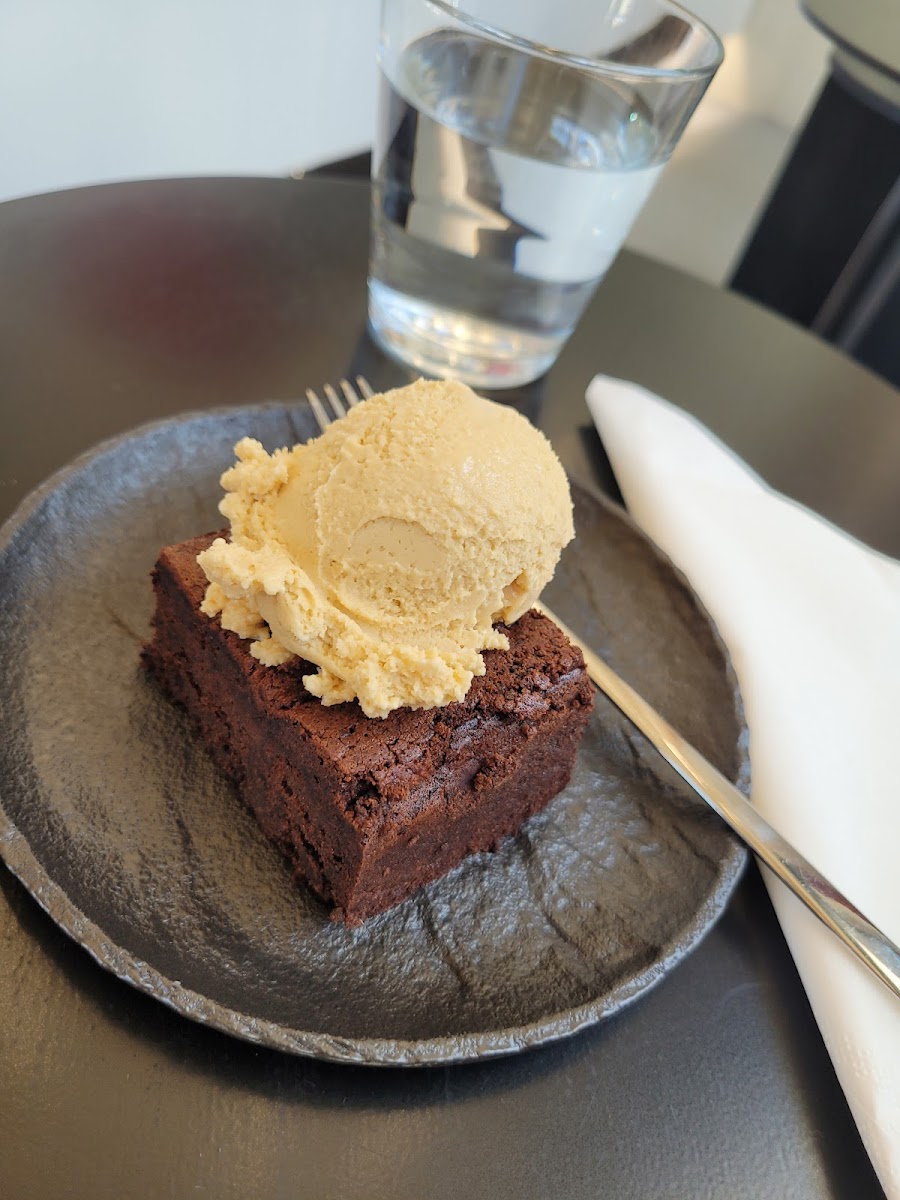 MABO ONE - Specialty Coffee Shop Photo 6