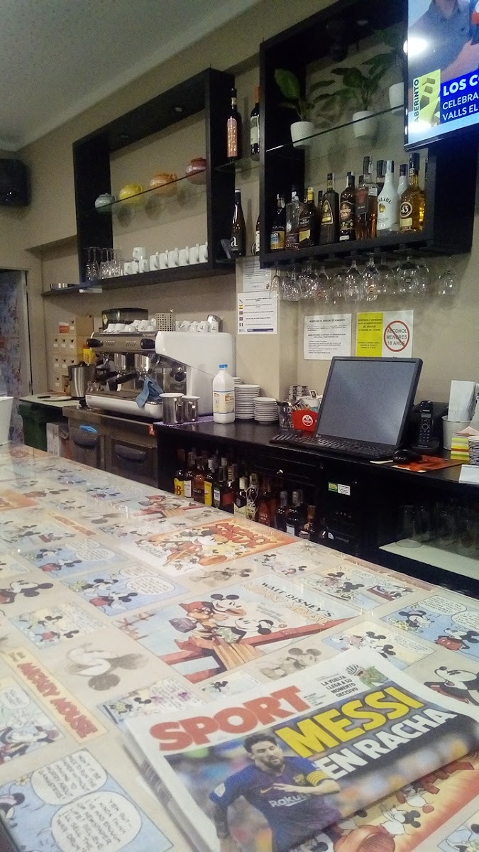 Enjoy coffe Photo 4
