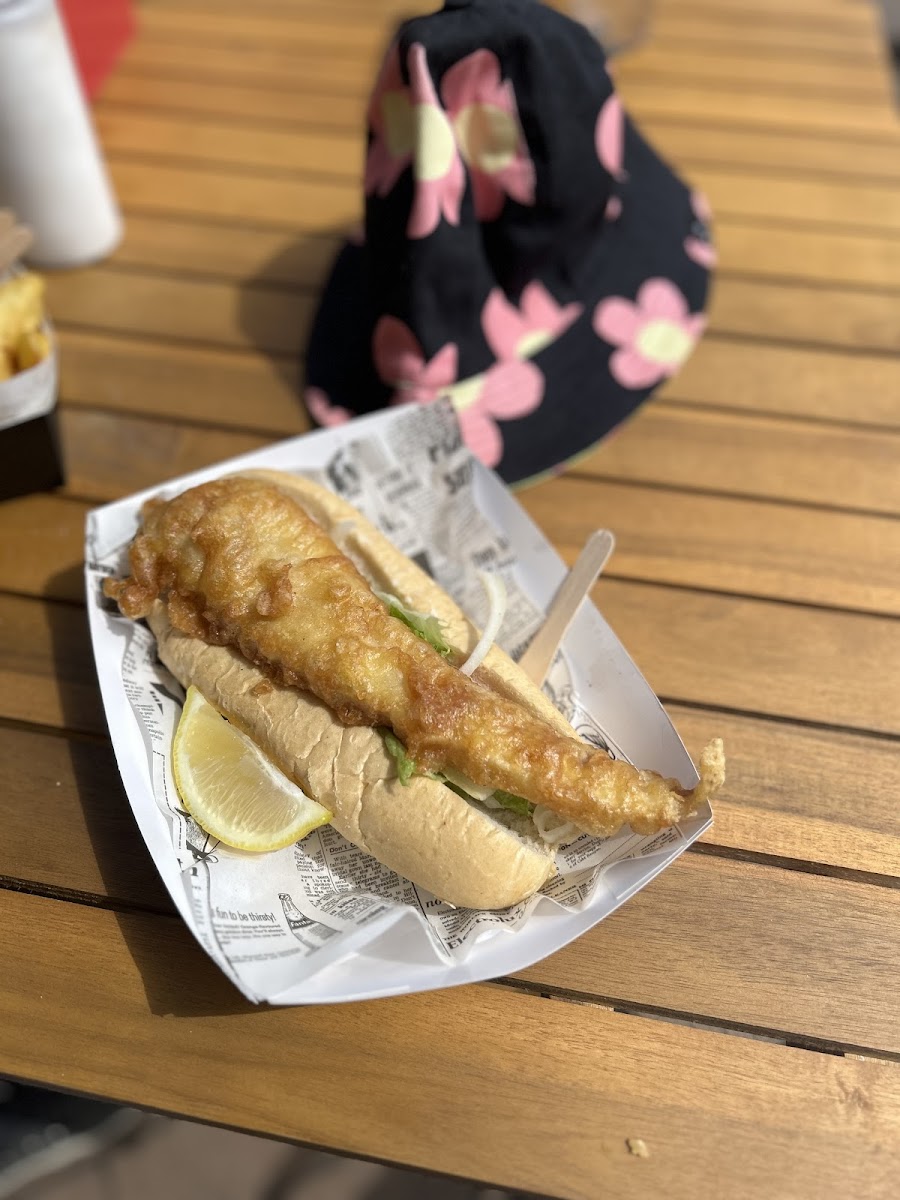 Mama Fish Photo 10