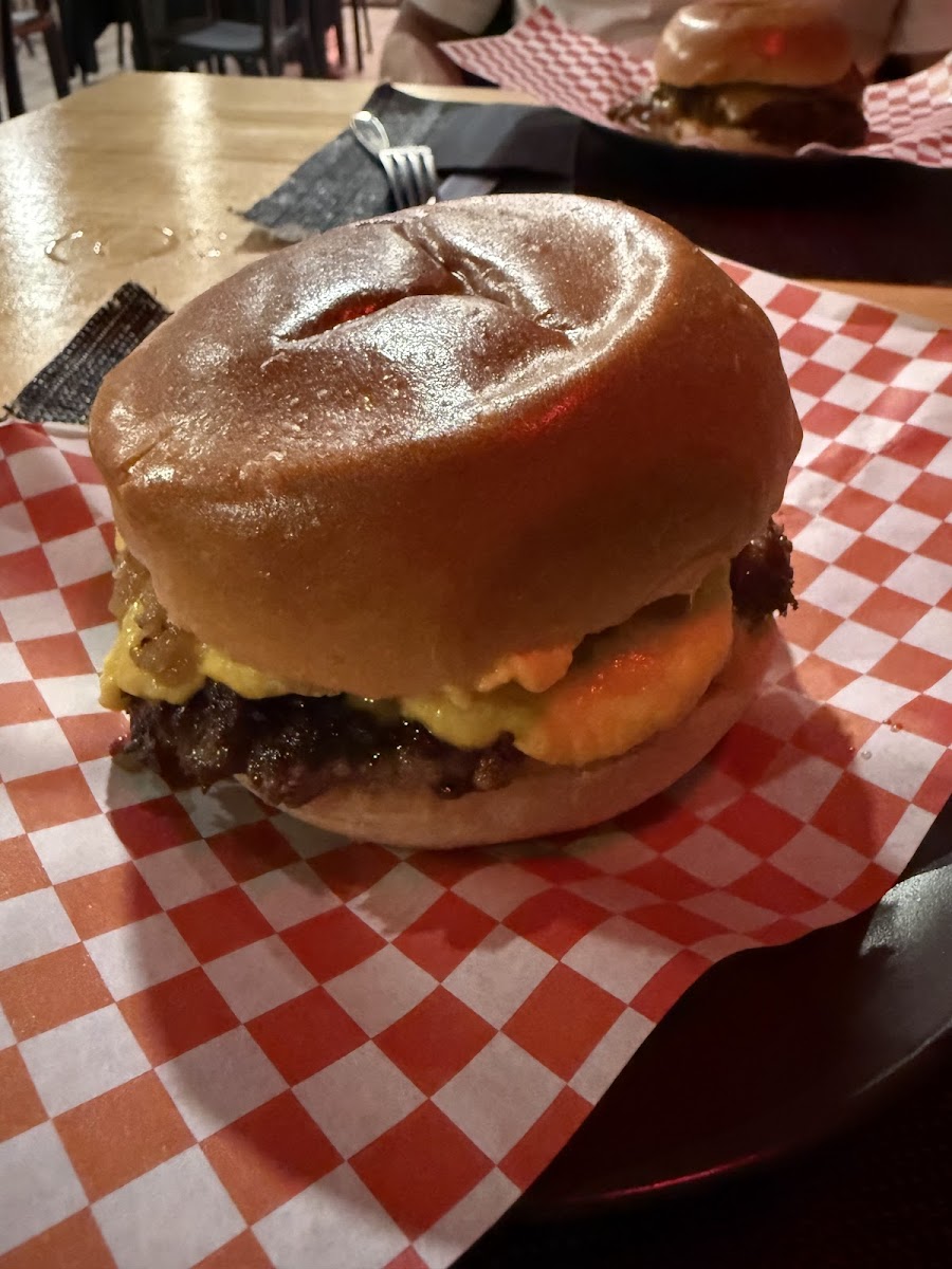 Rookies Burger Photo 4