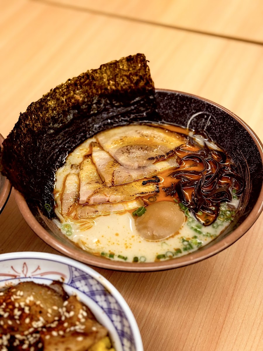 JINSEKI Japanese Restaurant - Penuin Photo 3