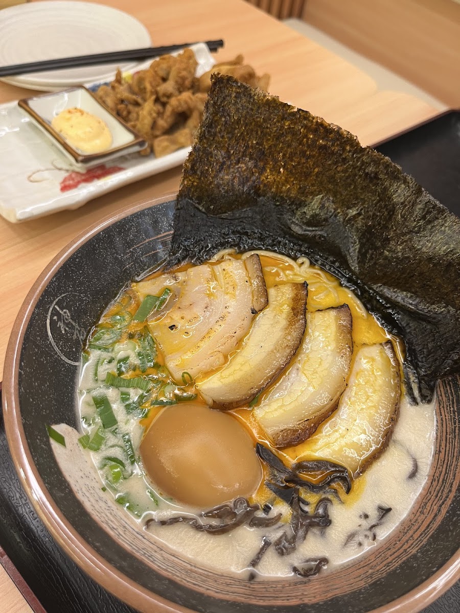 JINSEKI Japanese Restaurant - Penuin Photo 8