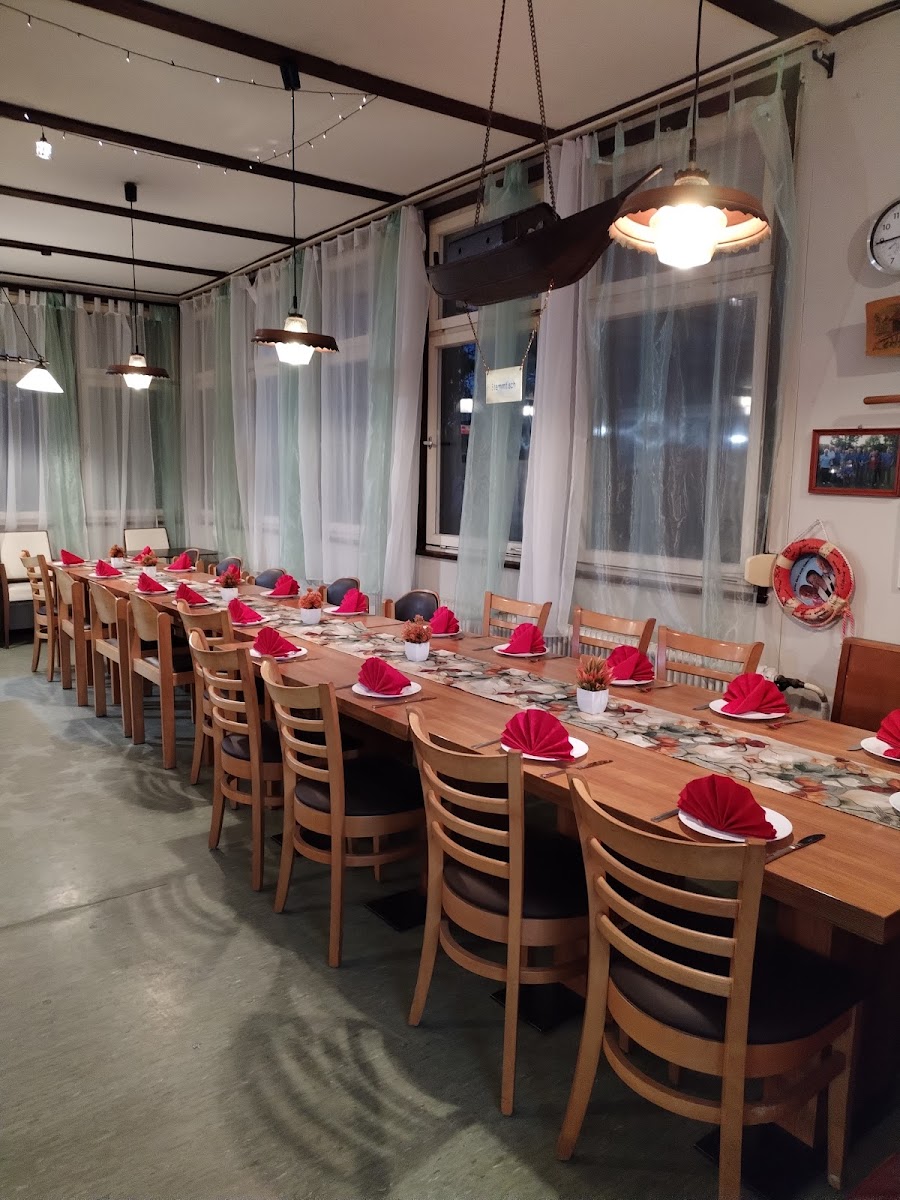 Schifferclub Gaststätte Neckarrems bei Gregorio und Daniela